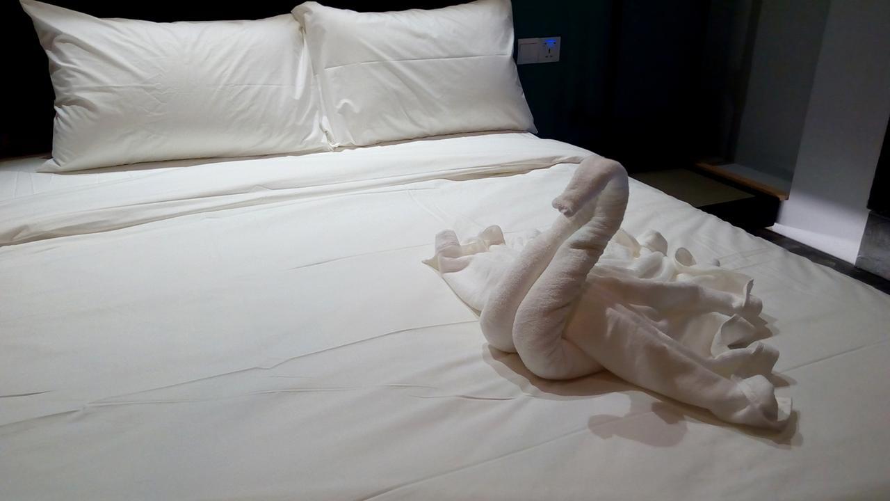 Tube Hotel Klebang Melaka Bagian luar foto