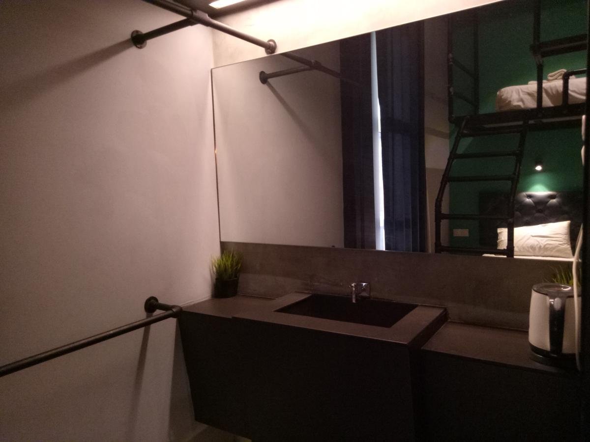 Tube Hotel Klebang Melaka Bagian luar foto